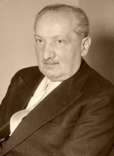 martin_heidegger