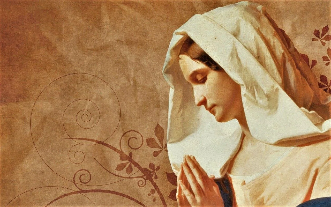 mary-praying-wallpaper