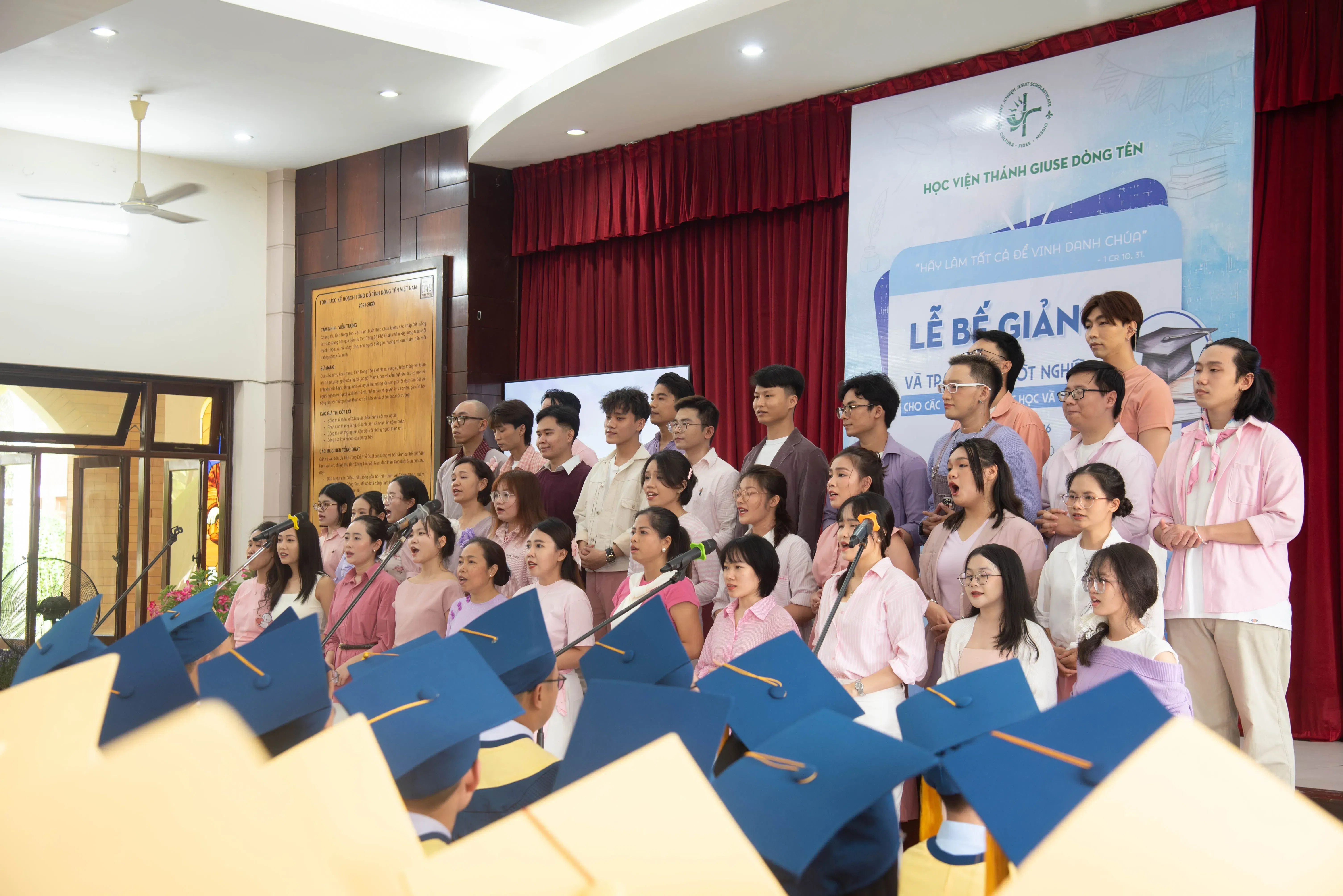 Lebegiang_20252026-250.jpg